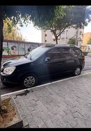 KIA CARENS 2.0 EX 16V GASOLINA 4P AUTOMÁTICO KIA CARENS 2.0 EX 16V GASOLINA 4P AUTOMÁTICO